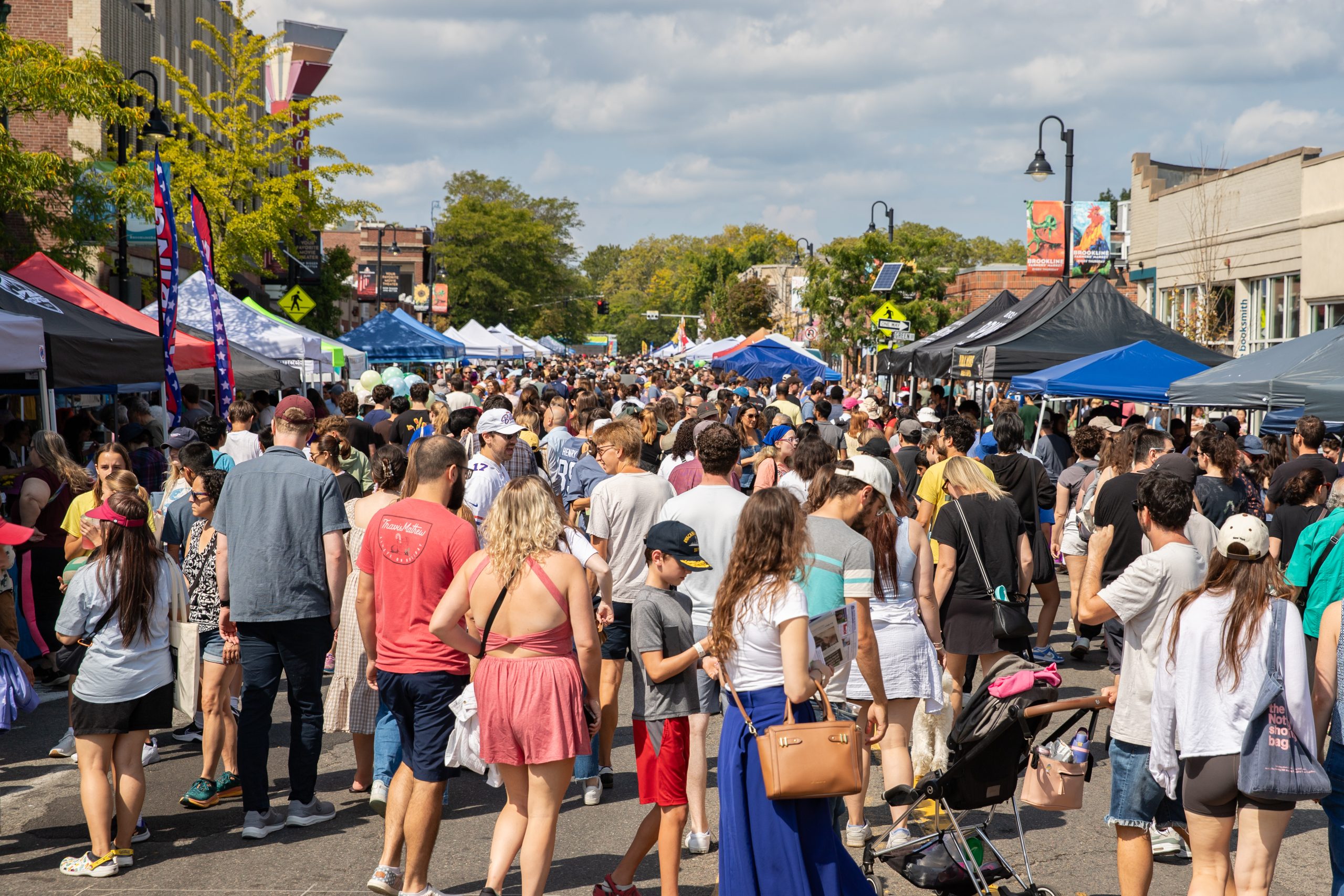 Image source: https://brookline.news/photos-brookline-day-fills-harvard-street-with-crowds-and-fun/